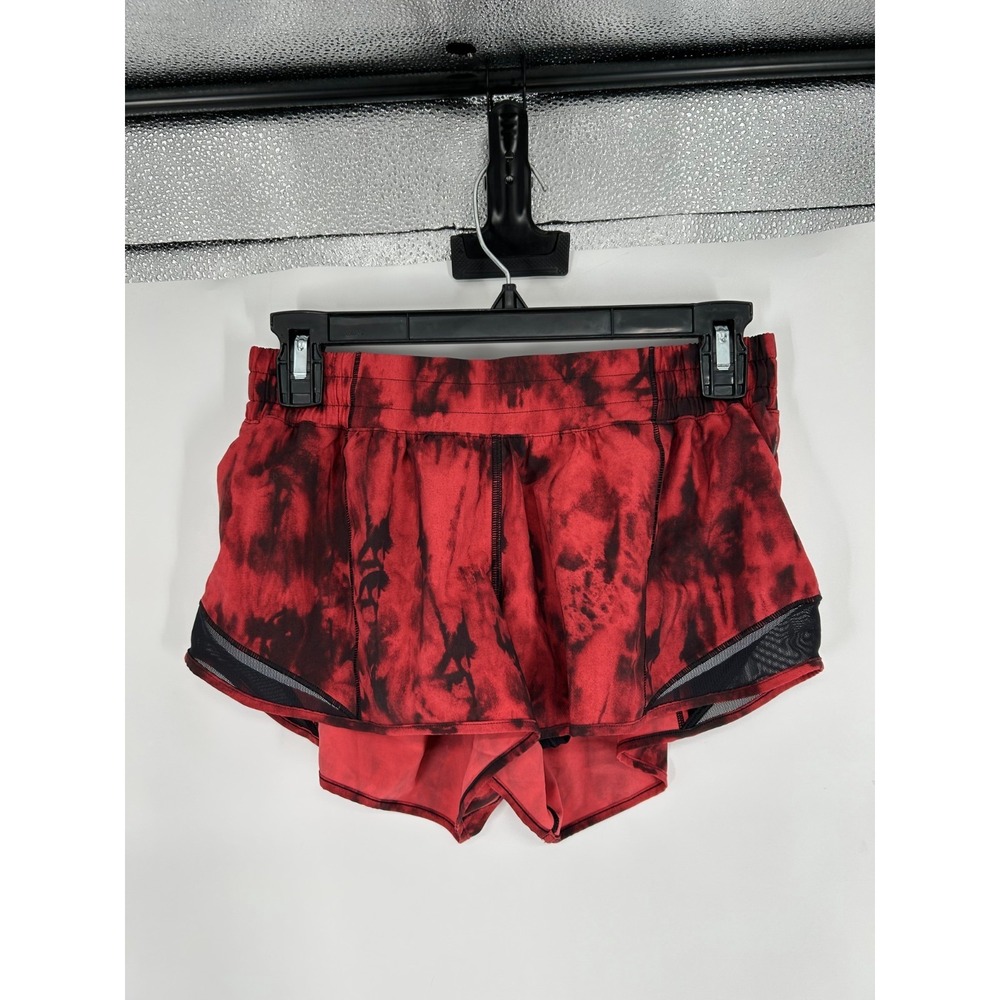 Lululemon Hotty Hot Shorts II 2.5" Game Day Red Black Multi Tie Dye W7BHVR Sz 8